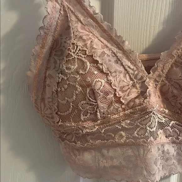 Lace Bralette in Soft Pink size small - Picture 3 of 11